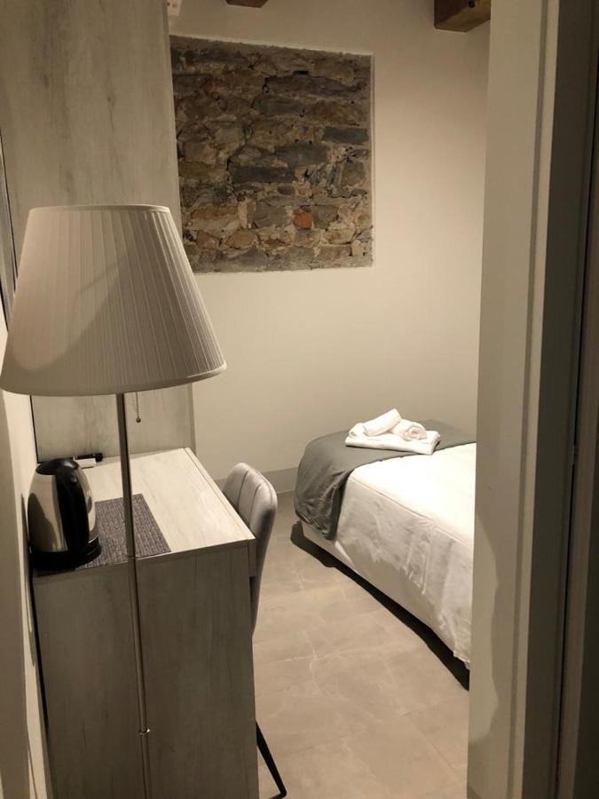 Bed & Breakfast Casa Carducci 33 *